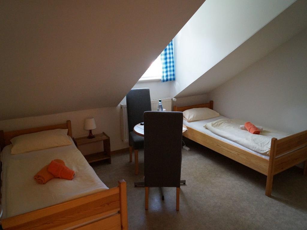 Gasthuus Ulenhoff Hotel Westoverledingen Room photo